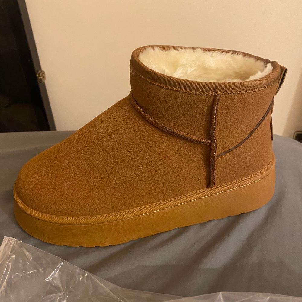 Mini fur booties (NOT real uggs)